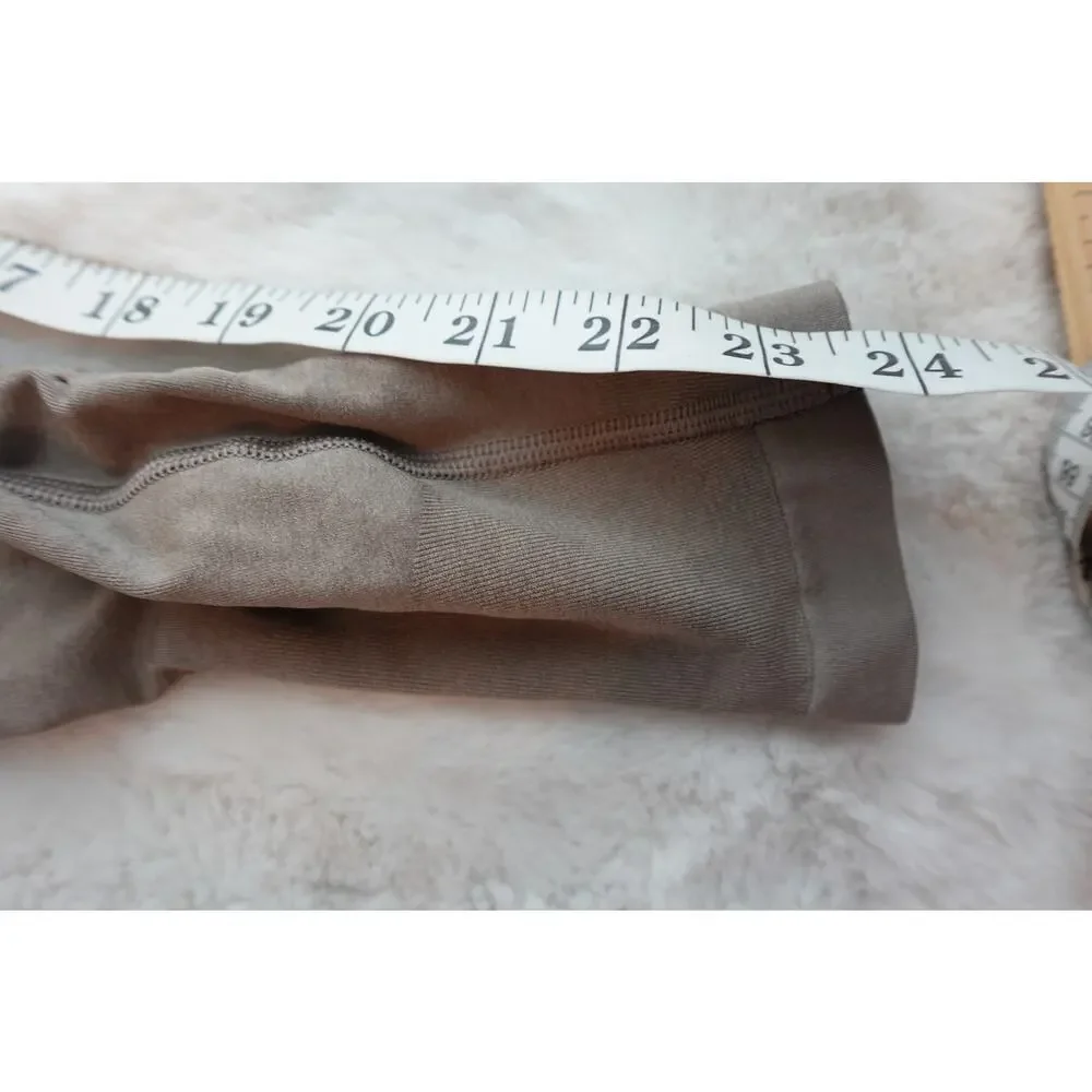 Alphalete Amplify Contour Leggings - Taupe Scrunch Butt, Size Small